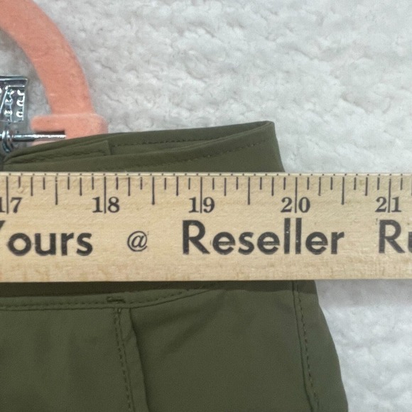 REI Shorts Mens Extra Large Green Hiking Outdoor Performance Nylon Cargo Fishing - Picture 10 of 13